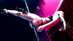 Hardcore lesbian sex between strippers Alicia Rhodes and Elle Brook