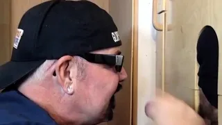 Gloryhole BJ DILF deepthroats dude