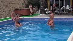 Cum eating chick Alexis Cherry enjoys giving a BJ in the car