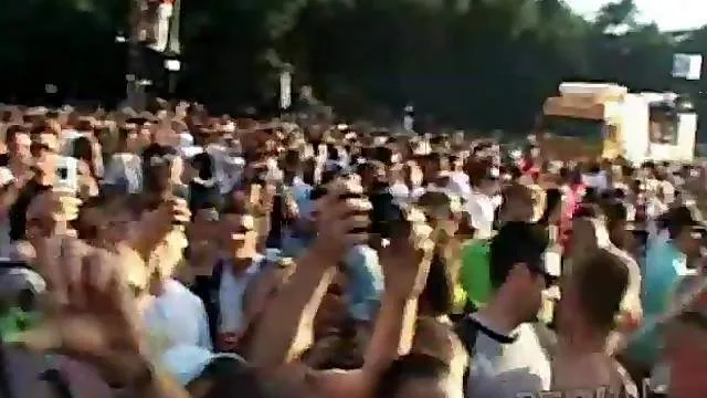 Hot slut in sunglasses fucked in the woods