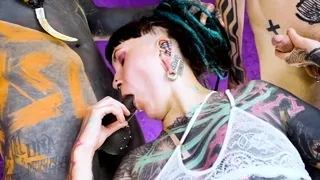 Tattooed Illuz in a rough anal threesome