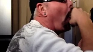Gloryhole mature DILF sucks bigblackcock