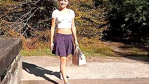 cute 18 years old girl does her first porn casting