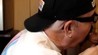 Gloryhole amateur DILF greedily sucks