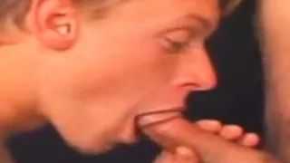 Real str8 twinks enjoy 1st gay BJ