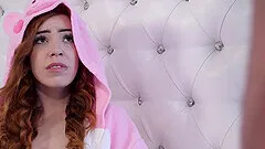 Homemade video of redhead Nala Brooks giving a sloppy BJ