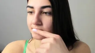 Brunette Solo Webcam Masturbation