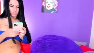 Hot amateur webcam teen masturbates for their fans