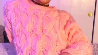 Cute amateur webcam teen girl toying pussy on webcam