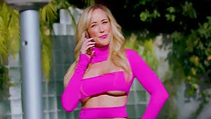 Tattooed slut Dana Vespoli has some wild fun with Brandi Love