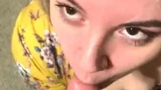 amateur blowjob cumshot finish in her mouth