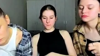 Sophie_and_rachells - Public show