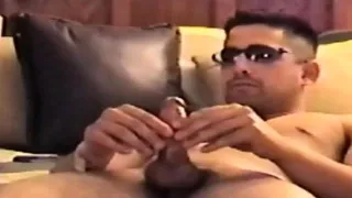 Real str8 jerks rod at home till cumshot