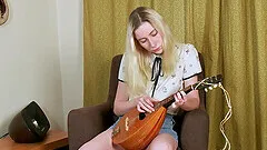 Homemade video of adorable Tomnat pleasuring her cravings. HD