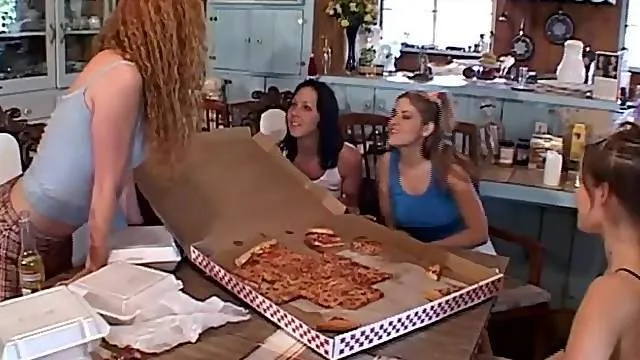 Sexy Gia Got Double Penetration And got Facial