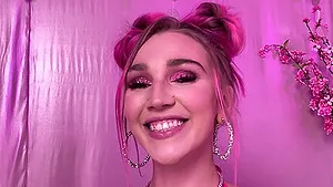 Stunning babe Kendra loves posing and teasing for a hard dick