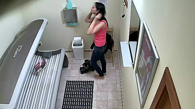 First Hidden Cam in PUBLIC SOLARIUM Worldwide