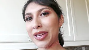 Penelope Woods likes to eat ass after getting her cunt drilled