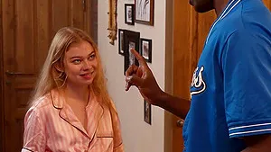 Interracial fucking with pale amateur girlfriend Meow Miu. HD