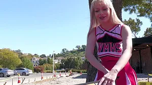 Blonde cheerleader Jessica Starling drops her panties for sex