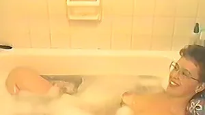 Hardcore fucking on the sofa with a cock hungry mature - Retro