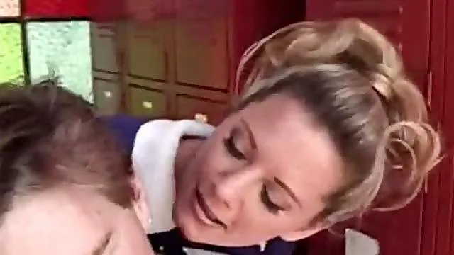 Adorable cheerleader laid hardcore