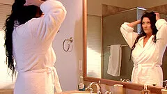 Amateur homemade video of wife Sammy Brooks playing with her large tits