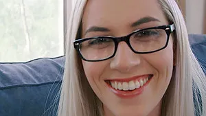 Blonde Niki Snow with small tits enjoys while being fucked