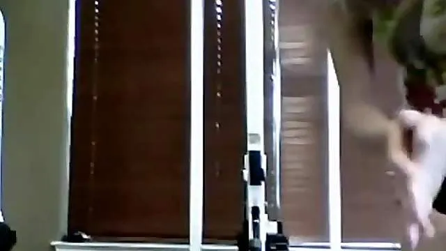 Amateur does a webcam tease in gym