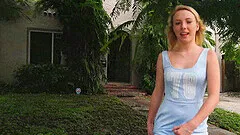 Video of hot ass and nice tits Dixie having some fun in public