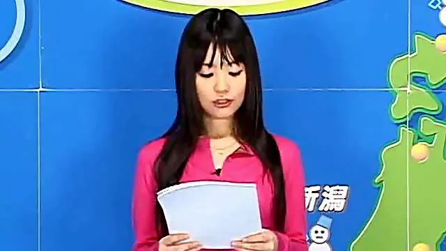 Shocked TV Weathergirl Facial on Live TV