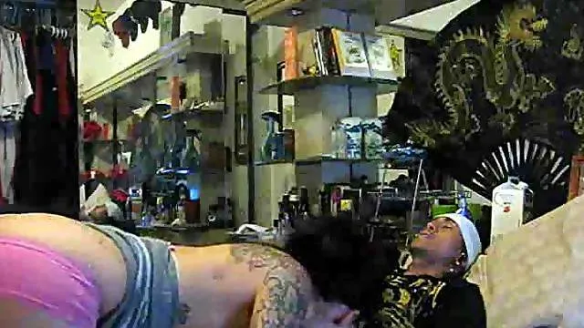 Amateur tattoo girl in glasses suck and fuck