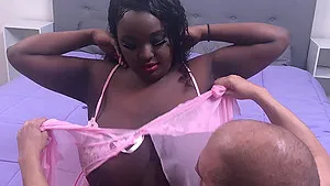 Interracial dicking with a BBW on the bed - Barbie Crystal