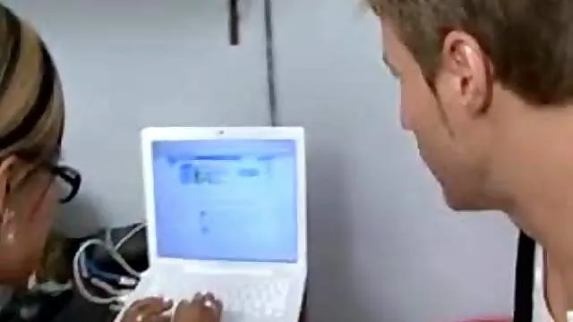 Nerdy girl sex in the dorm room