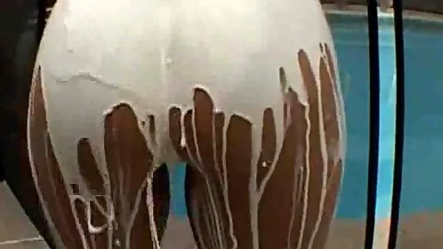 Chick shows her great ass and gets creampie