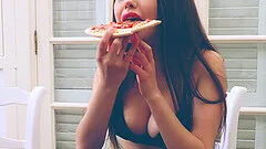 Li Mon loves to masturbate in the morning before going to work