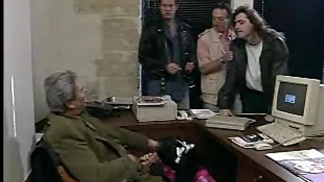 Secretary sucking and some pissing action