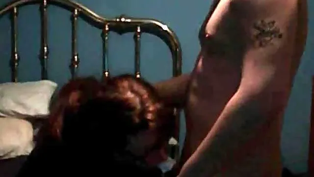 Nerdy amateur girl sucking dick