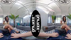 Virtual reality is the best way to look at porn now - Honey Demon
