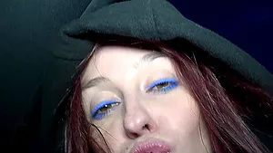 Homemade video of redhead Izabell sucking a dick in the car