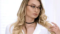 Trimmed pussy blonde Natalia Starr with glasses having nice sex