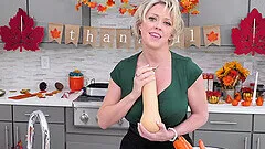 Short hair Dee Williams teases with her large butt and rides