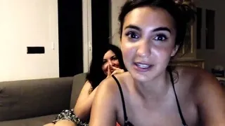 Teen brunette perfect body webcam