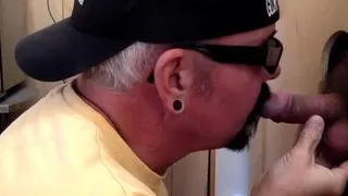 Gloryhole BJ DILF gets fucked in sling