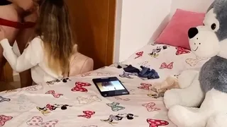 Girl caught stepdad jerking on her pics and sucked his dick