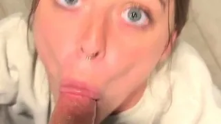 amateur blowjob cumshot finish in her mouth
