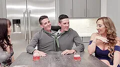 Foursome fucking and a double facial ending - Richelle and Alana