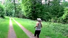 Reife Frau will im Wald Gefickt public nudity werden amateur