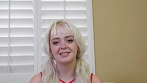 Dirty fucking with naughty cheerleader Annie Archer who loves eating ass