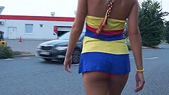 Amateur blonde Tracy Gold picked up and masturbates in the car